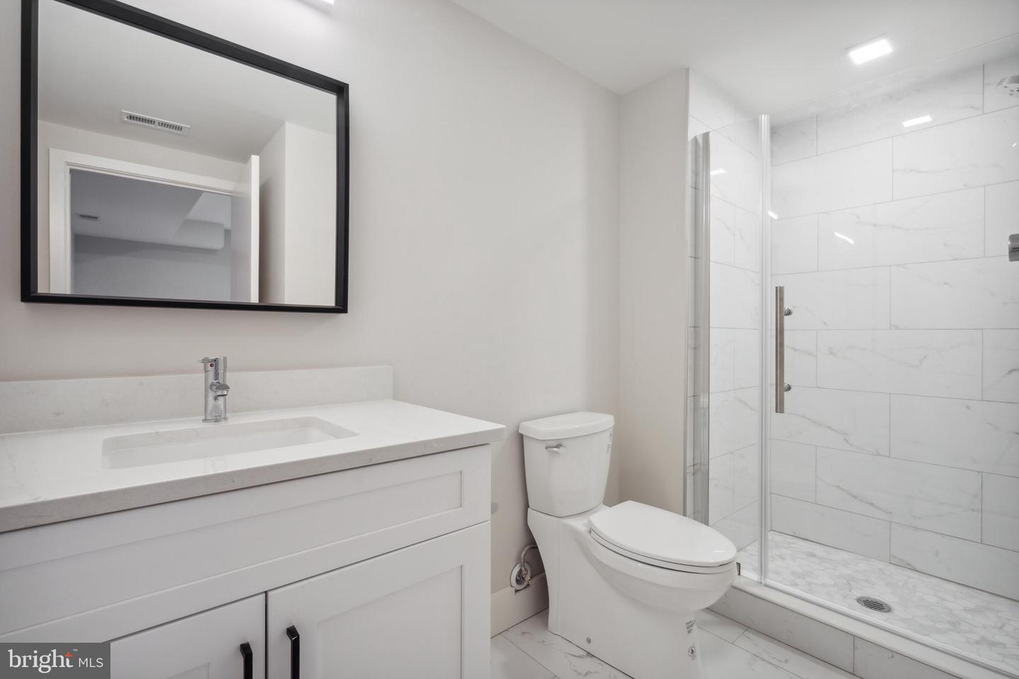 1805 N Howard St #201 Property Photo 5