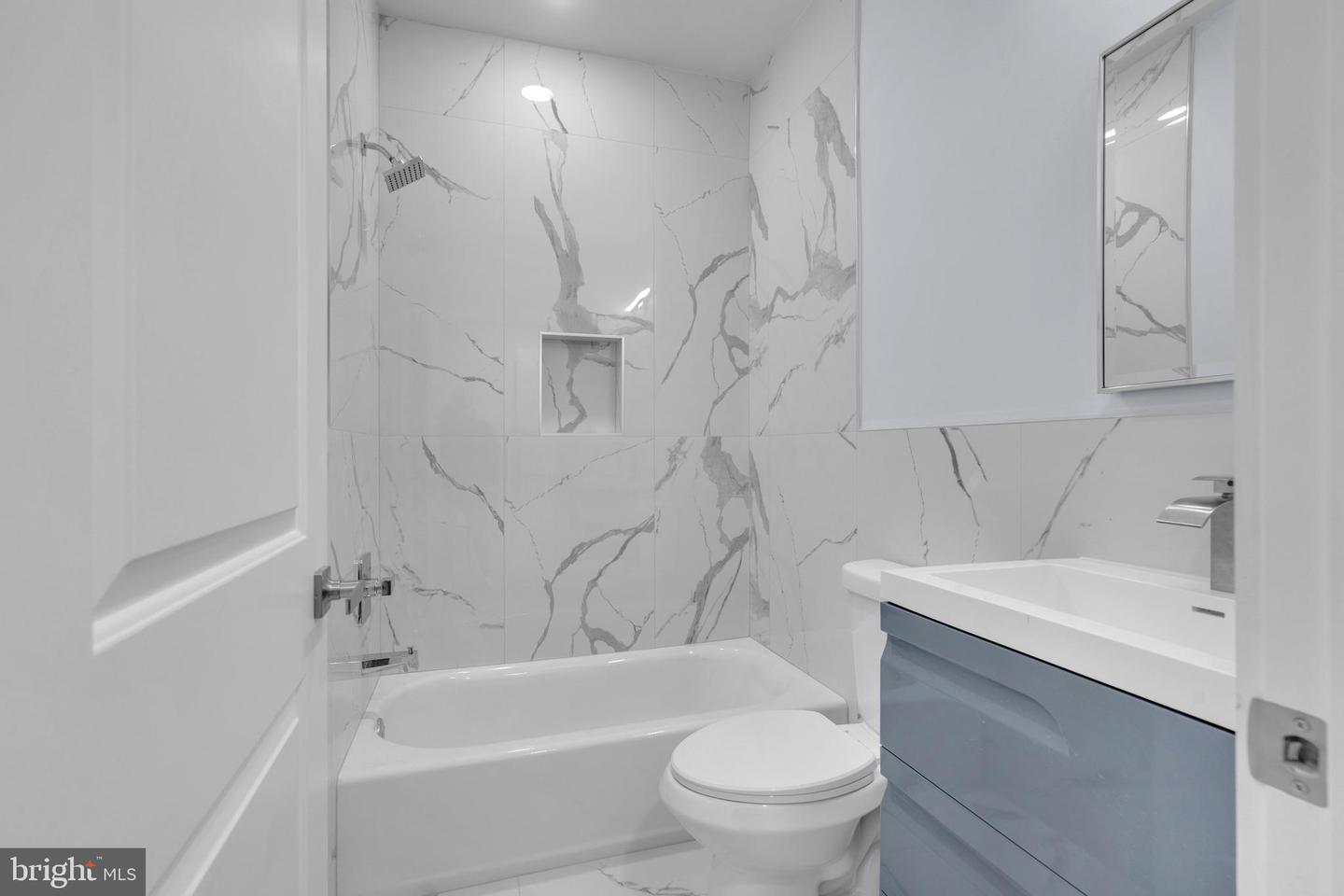 2255 N Delhi St Property Photo 13