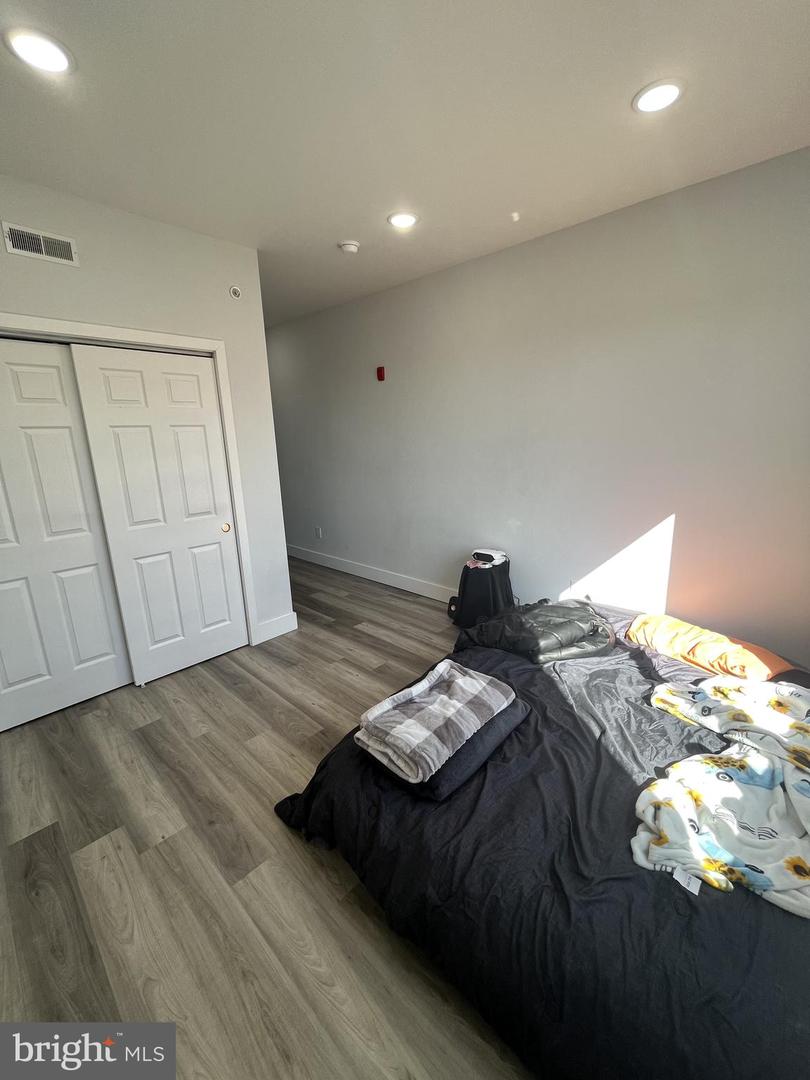 2255 N Delhi St Property Photo 14