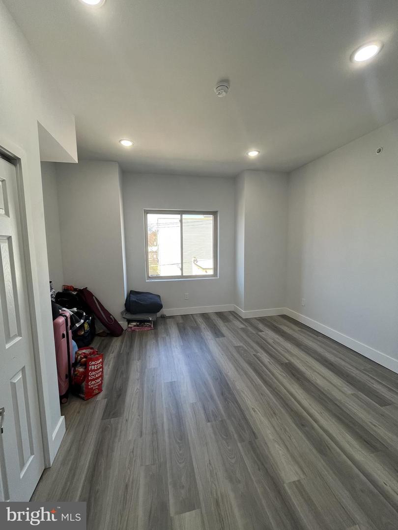 2255 N Delhi St Property Photo 22