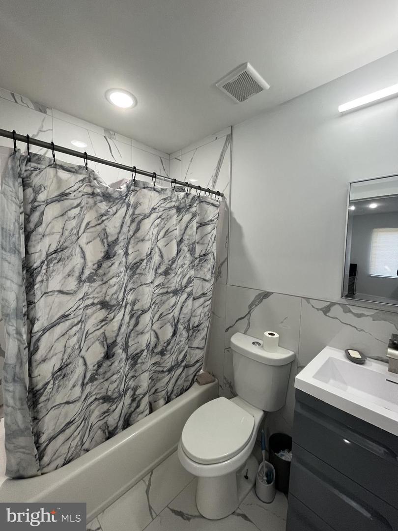2255 N Delhi St Property Photo 31