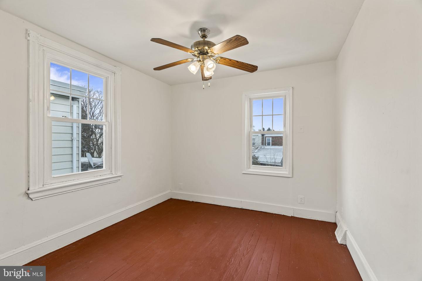 4513 E Stiles St Property Photo 12