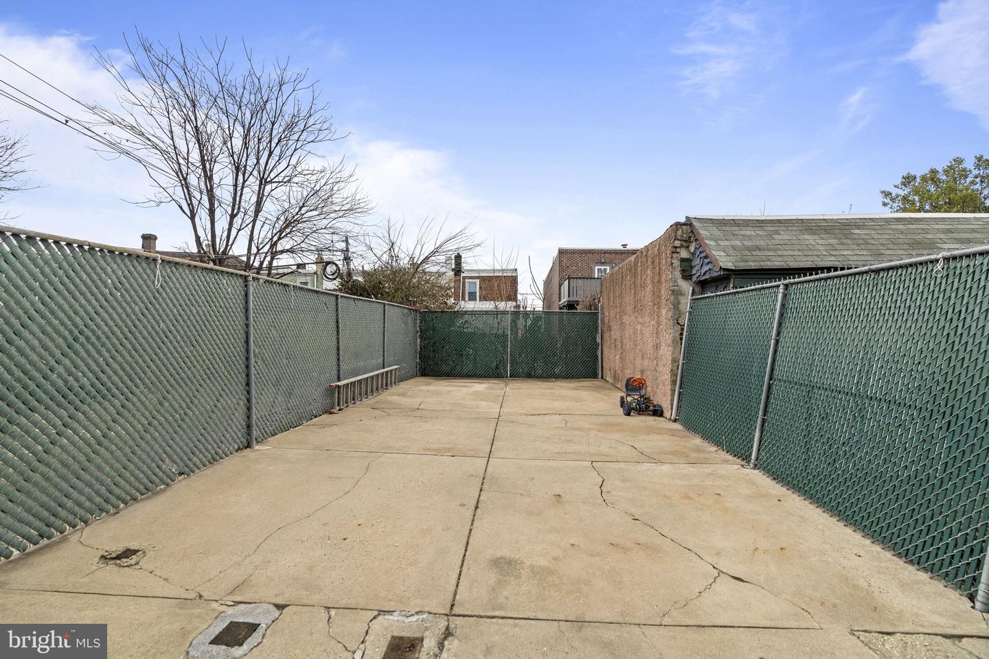 4513 E Stiles St Property Photo 17