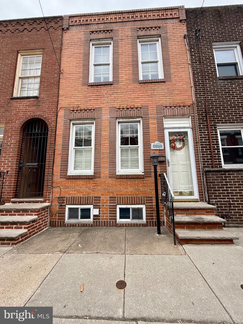358 Tree St Property Photo 1