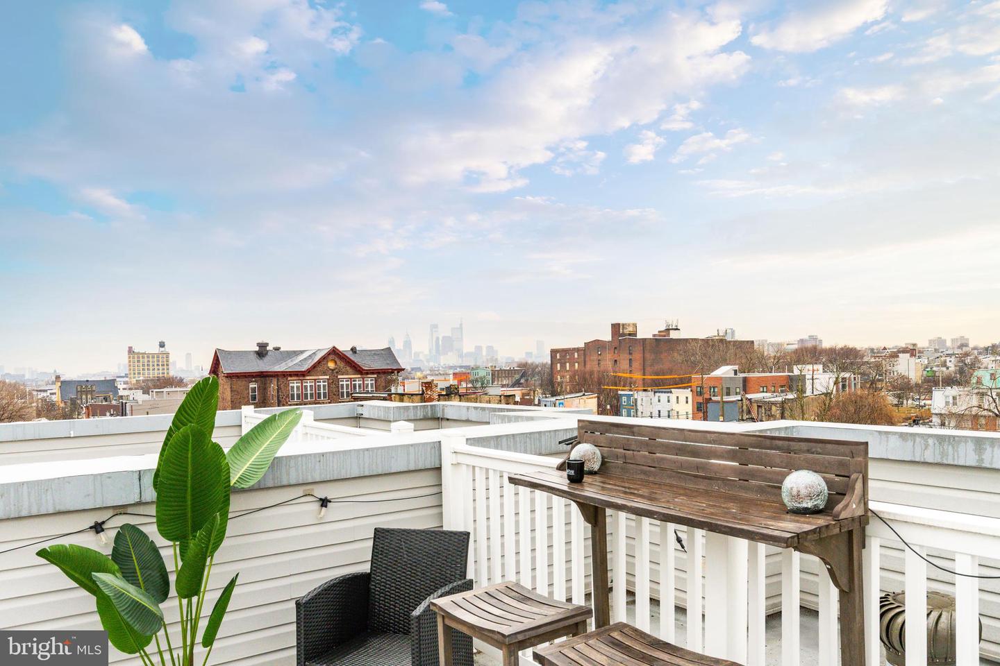 2525 N Hancock St Property Photo 32