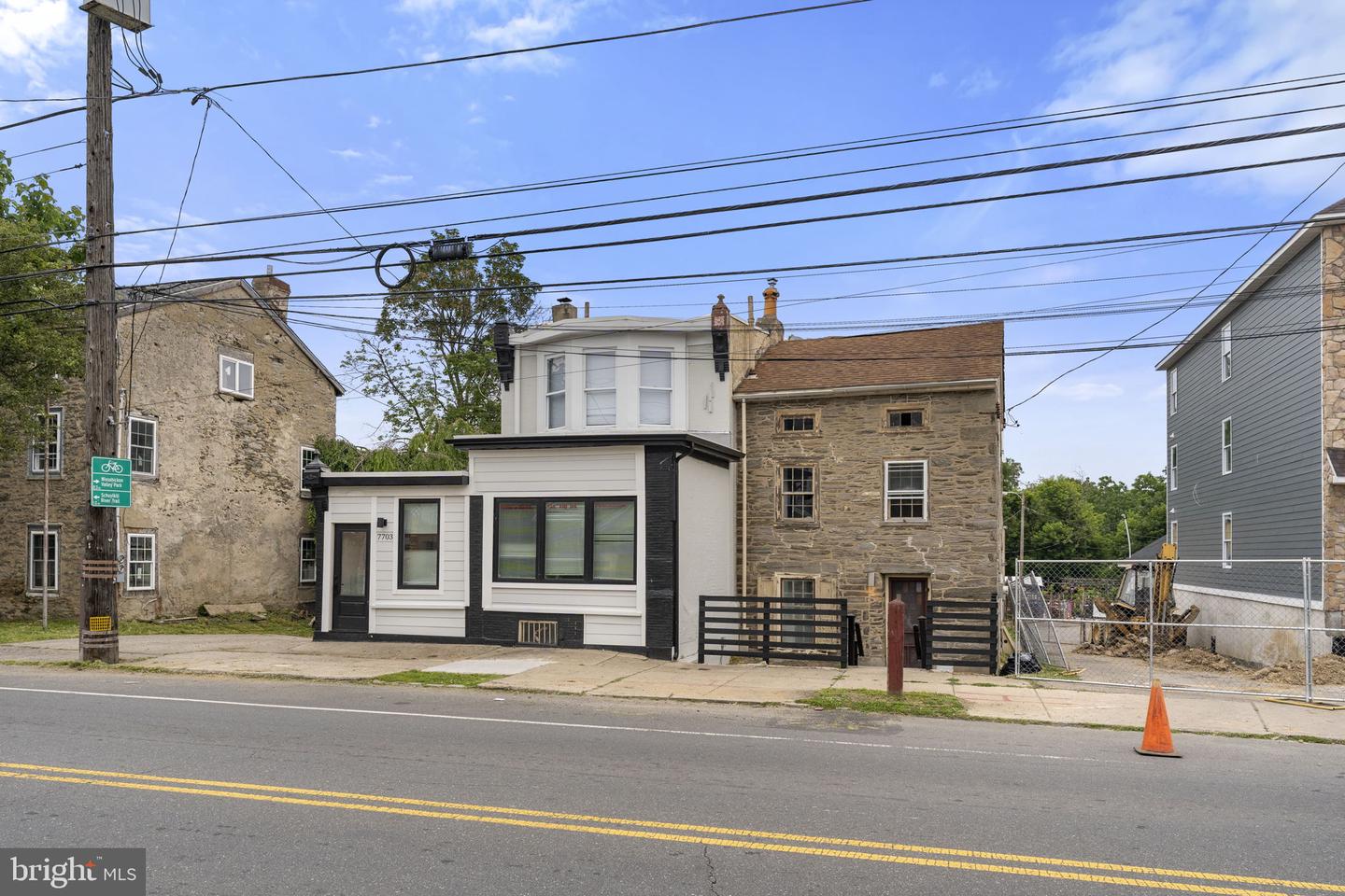 7703 Ridge Ave Property Photo