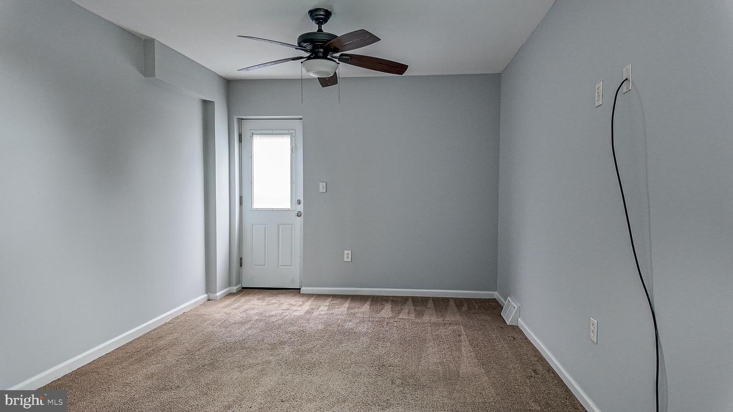 4200 Lyman Dr Property Photo 11