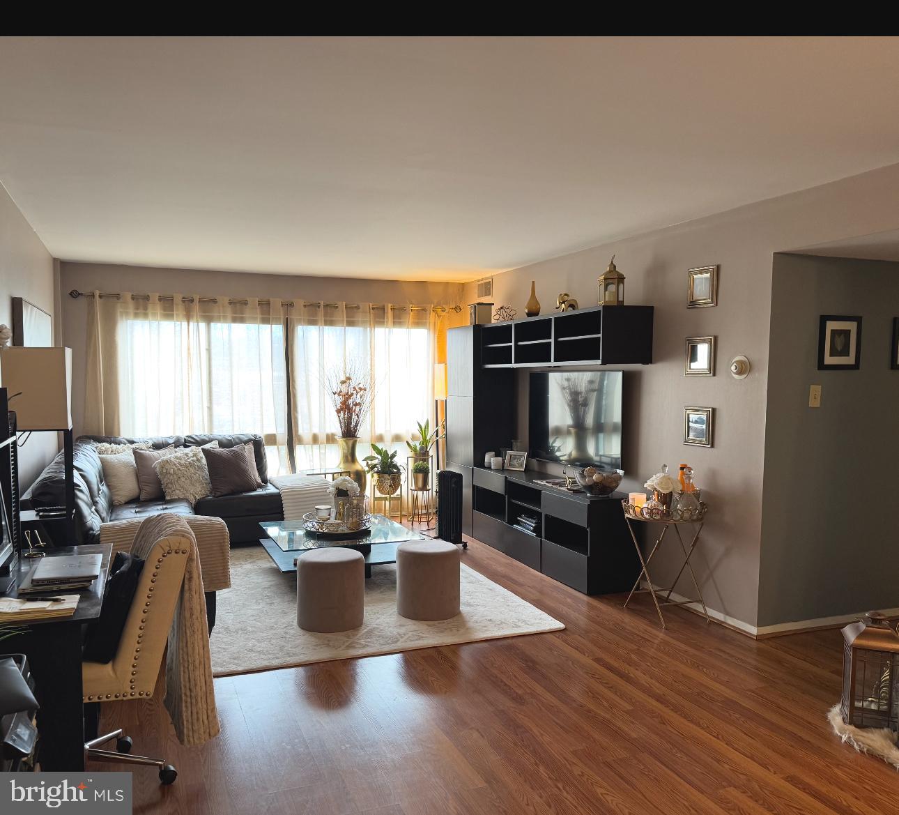 7600 E Roosevelt Blvd #206 Property Photo 3