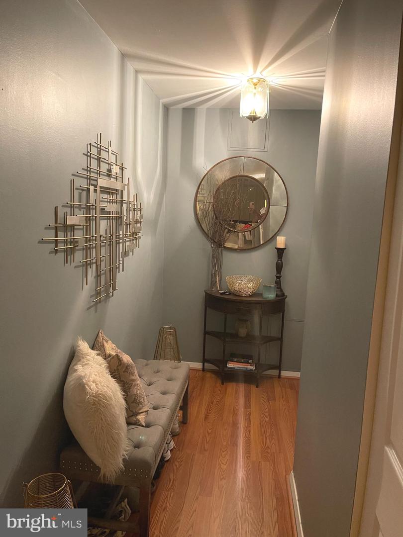 7600 E Roosevelt Blvd #206 Property Photo 6