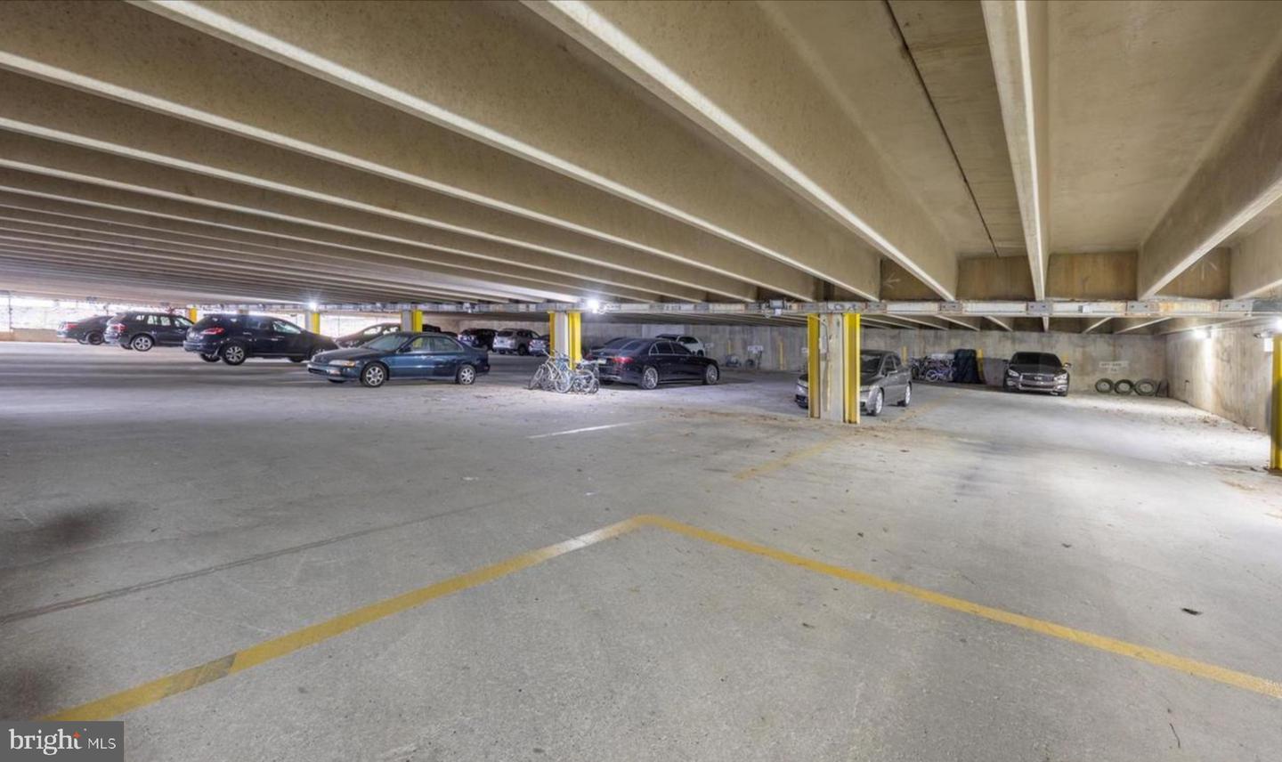 7600 E Roosevelt Blvd #206 Property Photo 16