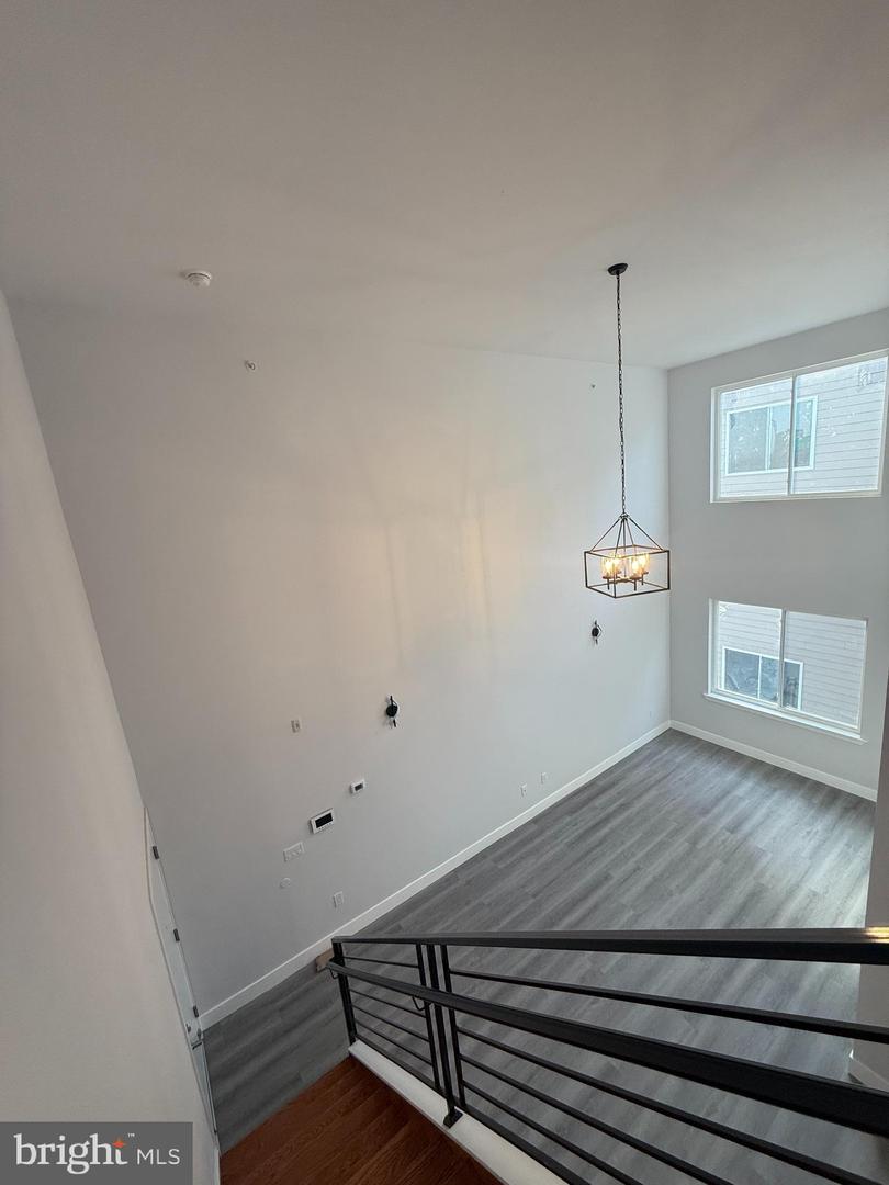 800 Callowhill St #8 Unit 3 Property Photo 3