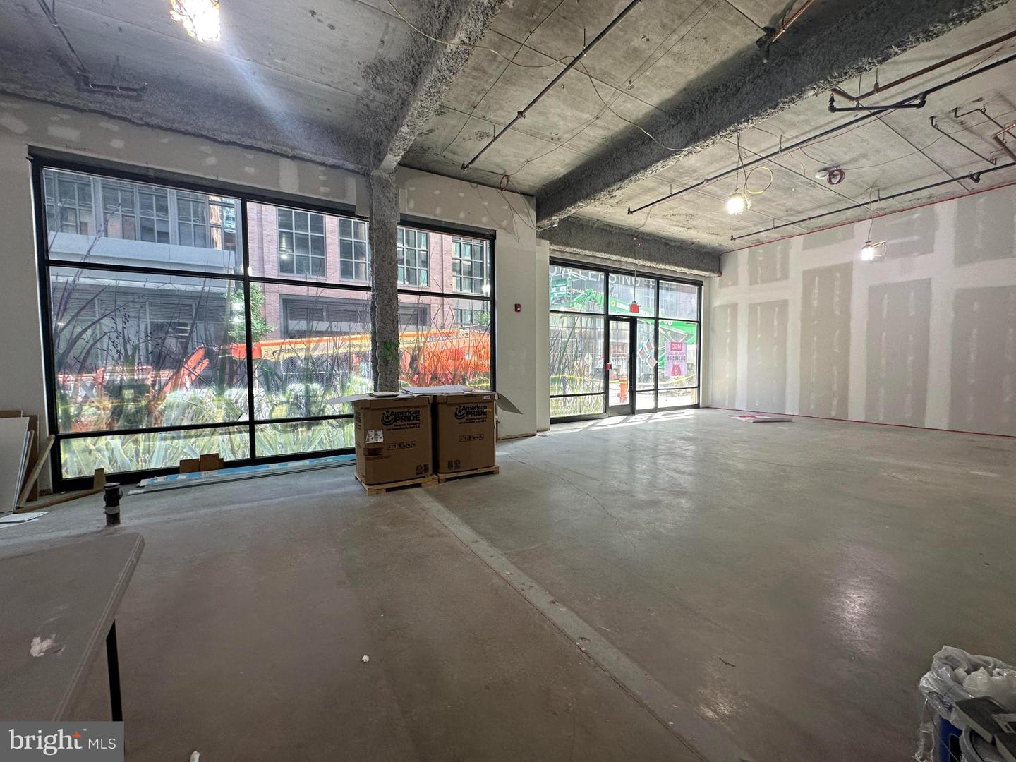 1605 Sansom St Property Photo 3
