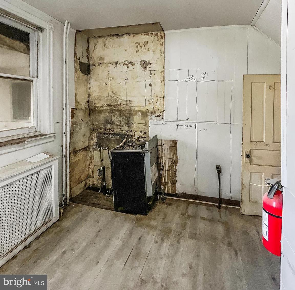 1255 S Ruby St Property Photo 4