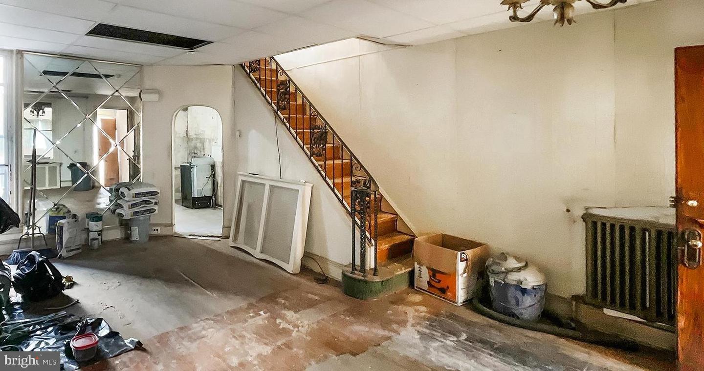 1255 S Ruby St Property Photo 8