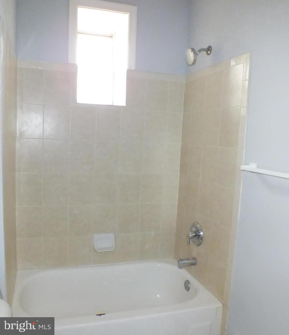 1101 N 41st St #1a Property Photo 7