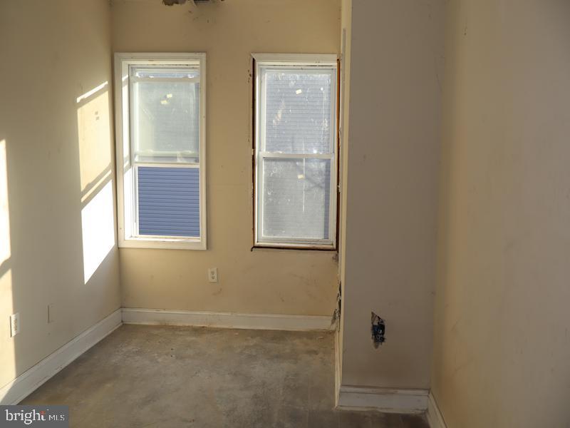 2224 W Montgomery Ave Property Photo 11