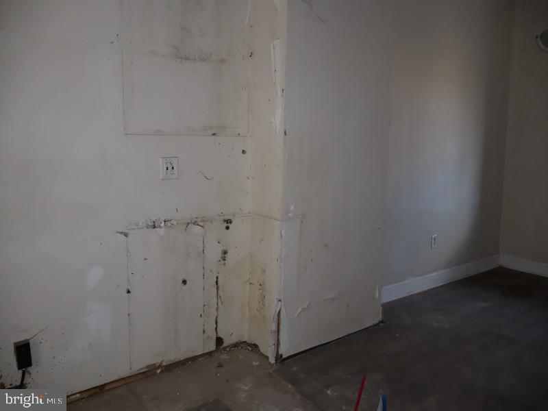 2224 W Montgomery Ave Property Photo 18