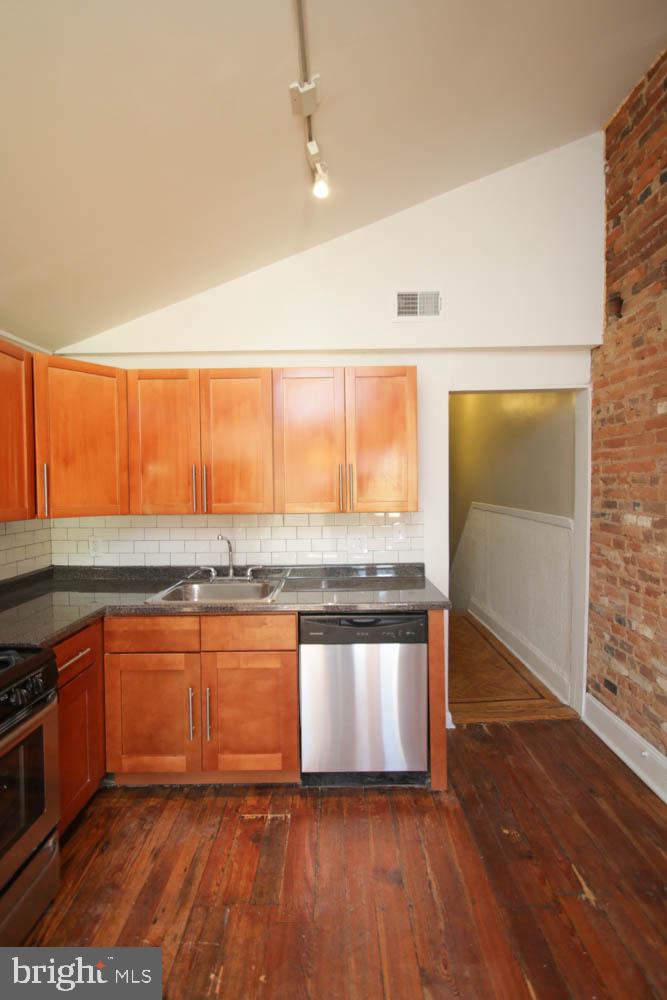 935 N 5th St Property Photo 52