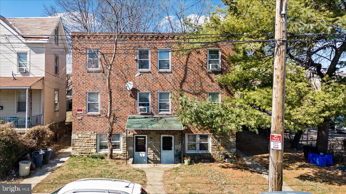 6126-28 Bingham St Property Photo