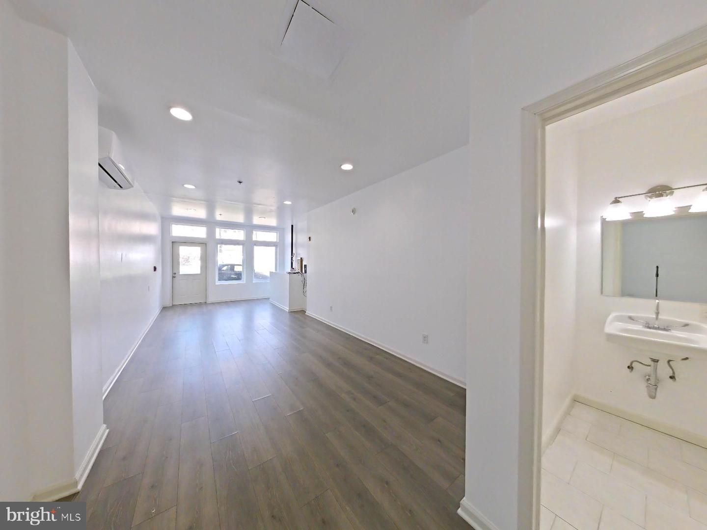 510 Martin St #store Property Photo 1