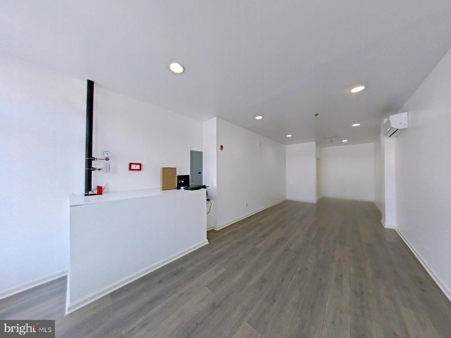 510 Martin St #store Property Photo 2