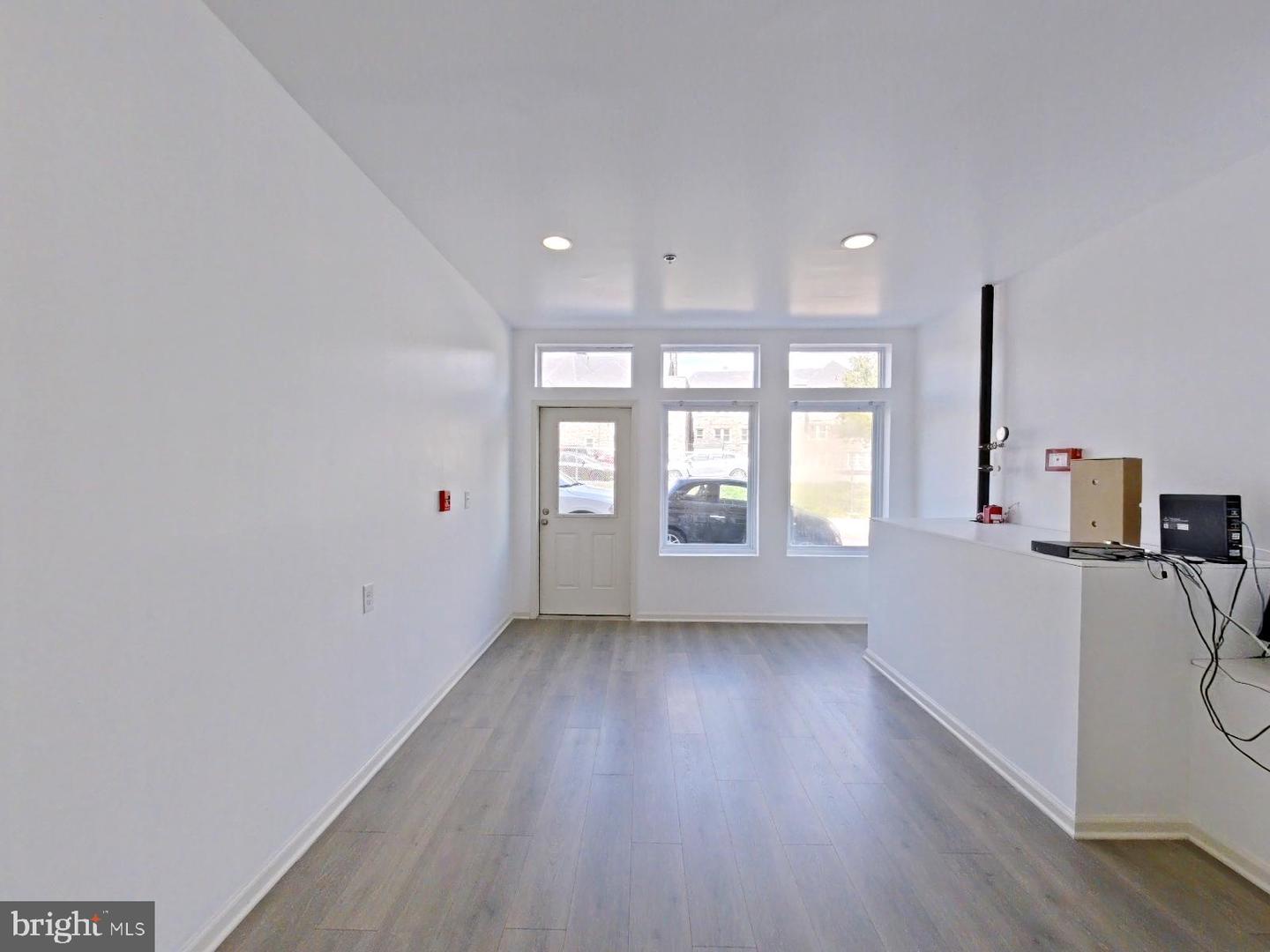 510 Martin St #store Property Photo 3