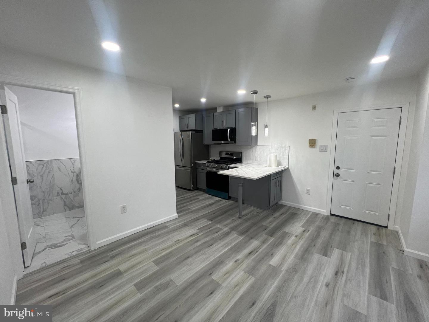 735 S 9th St #2 Property Photo 12