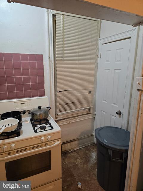 1316 W Jerome St Property Photo 13