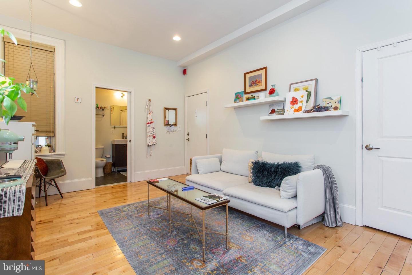 2020 Locust St Property Photo 11