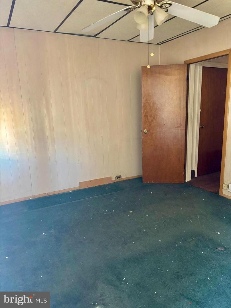 1523 S Dover St Property Photo 11