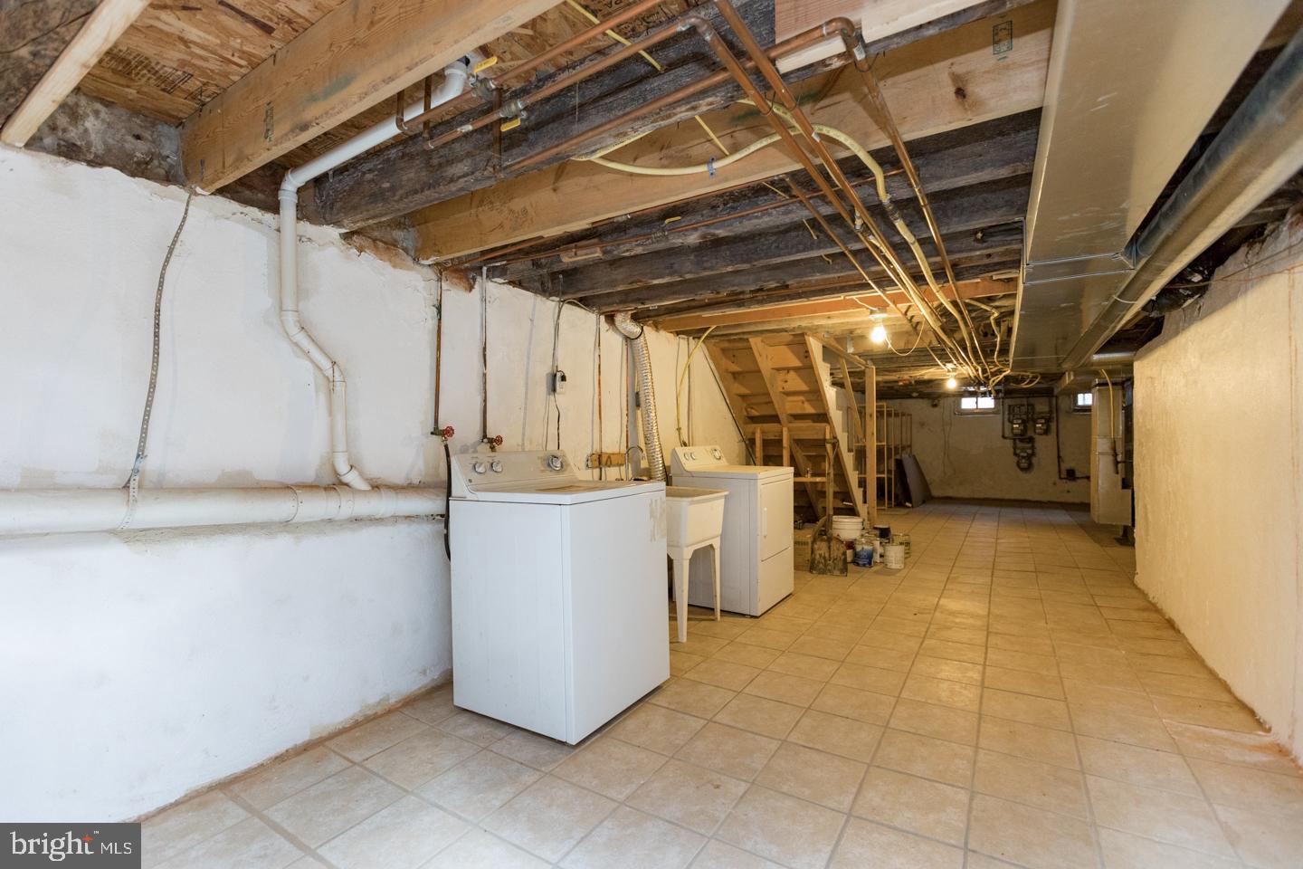 1232 N Randolph St Property Photo 22