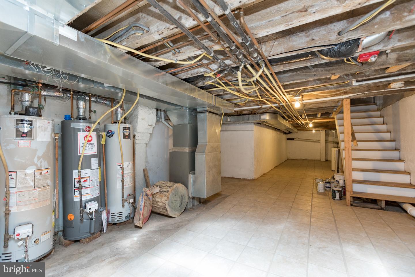 1232 N Randolph St Property Photo 23