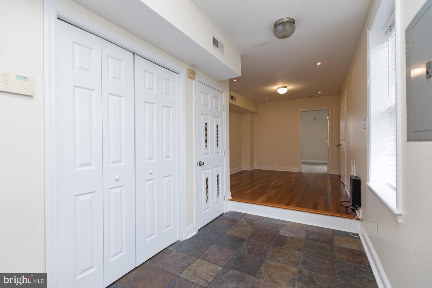 1232 N Randolph St Property Photo 30