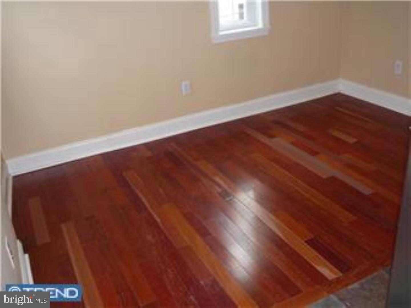 1232 N Randolph St Property Photo 49