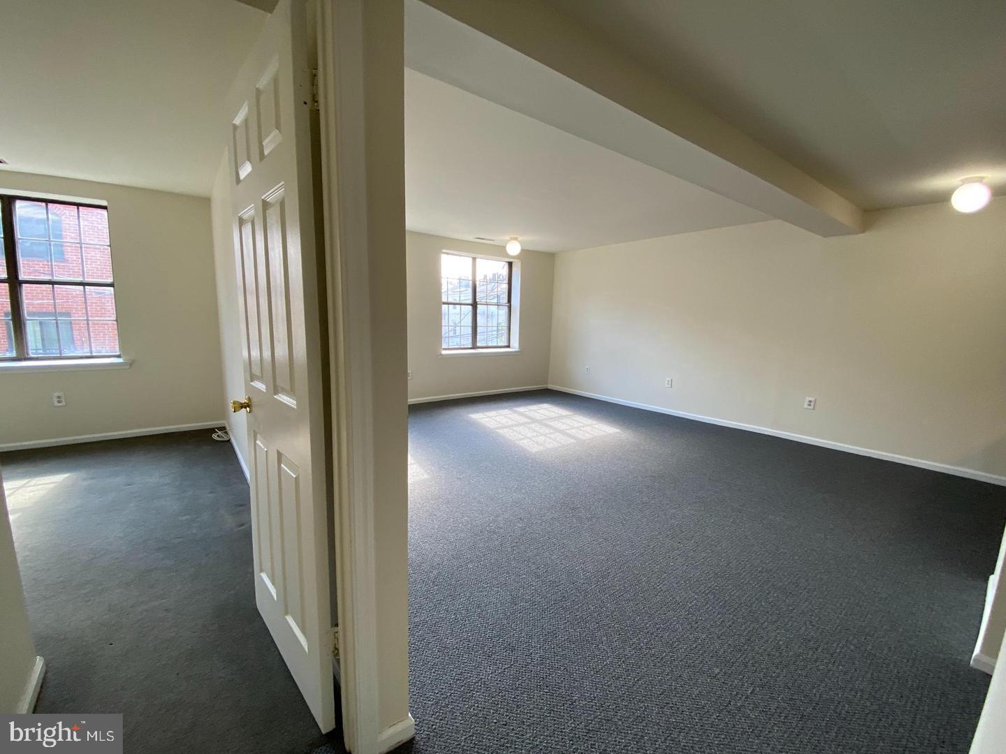 610 S American St Property Photo 14