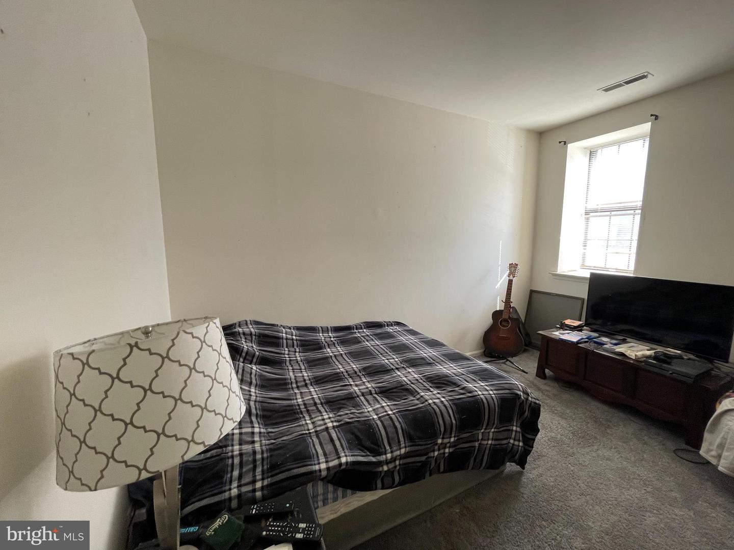 610 S American St Property Photo 20
