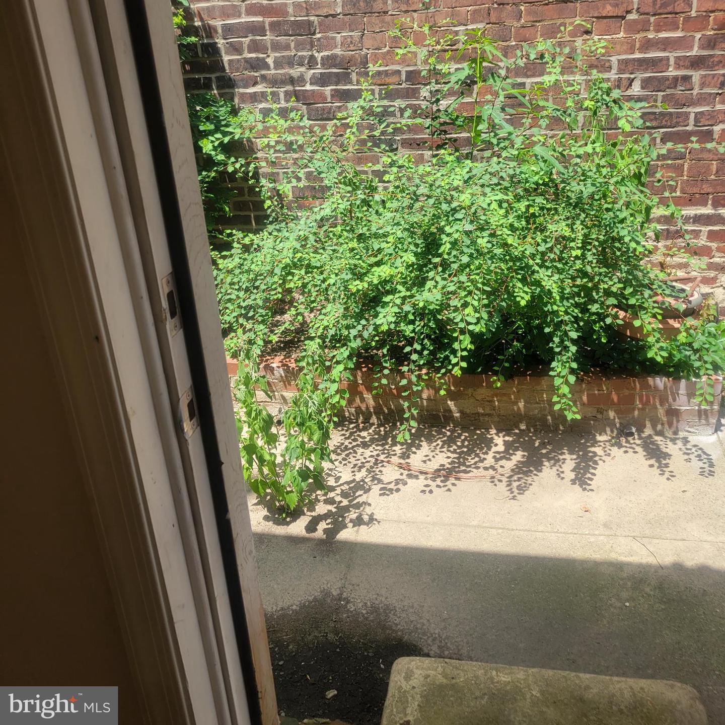 331 W Girard Ave Property Photo 13