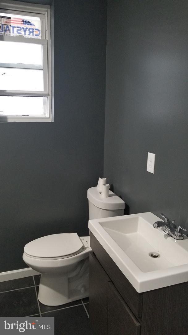 2153 Ridge Ave Property Photo 3