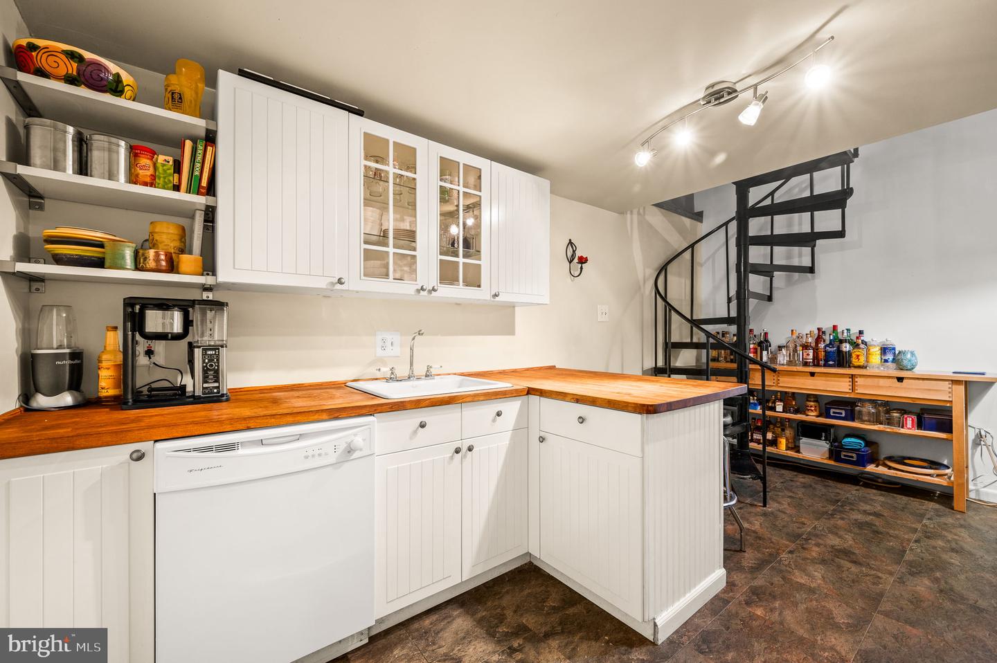 707 N 3rd St #b Property Photo 7