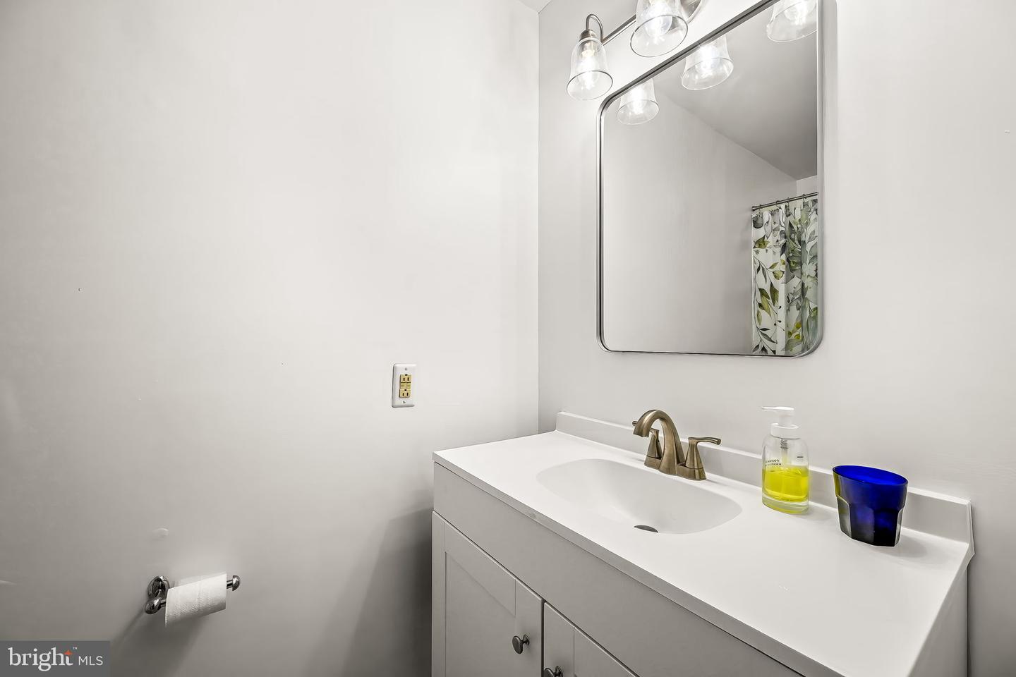 707 N 3rd St #b Property Photo 16