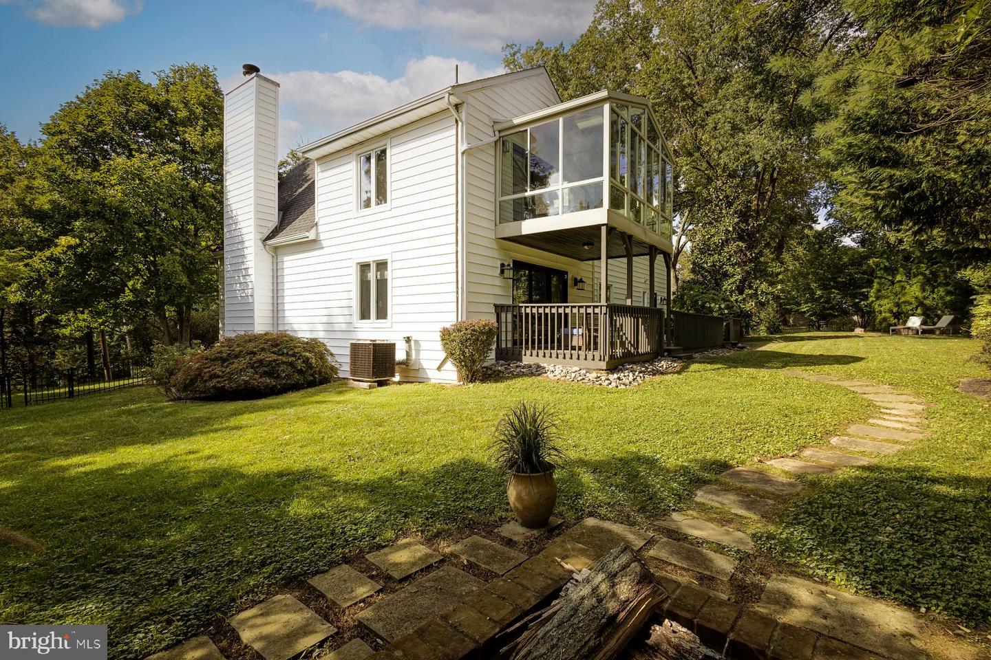 200 Hillcrest Ave Property Photo 36