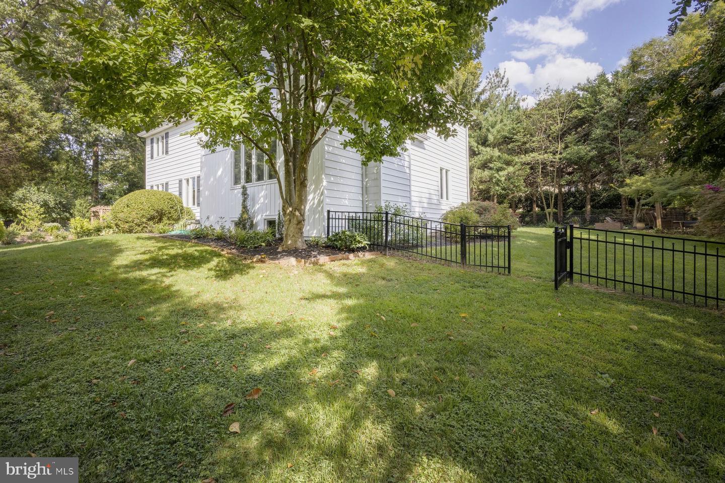 200 Hillcrest Ave Property Photo 38