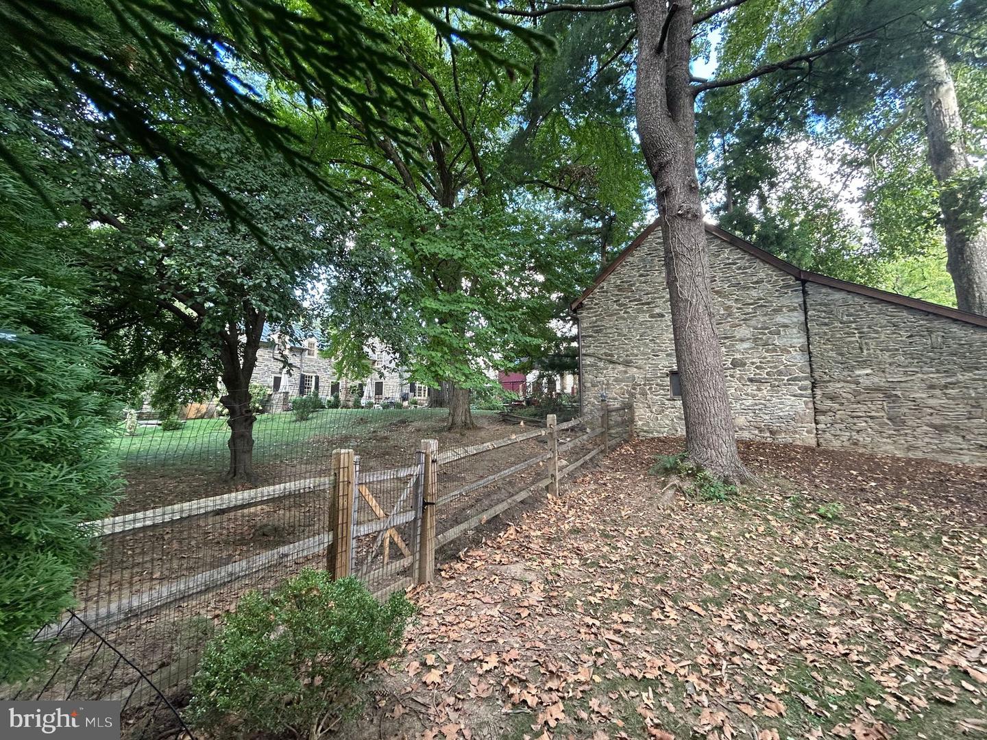 200 Hillcrest Ave Property Photo 39