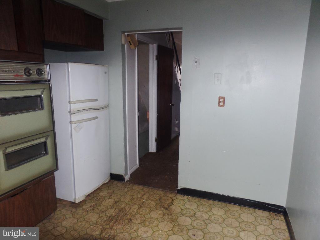 3460 Almond St Property Photo 6