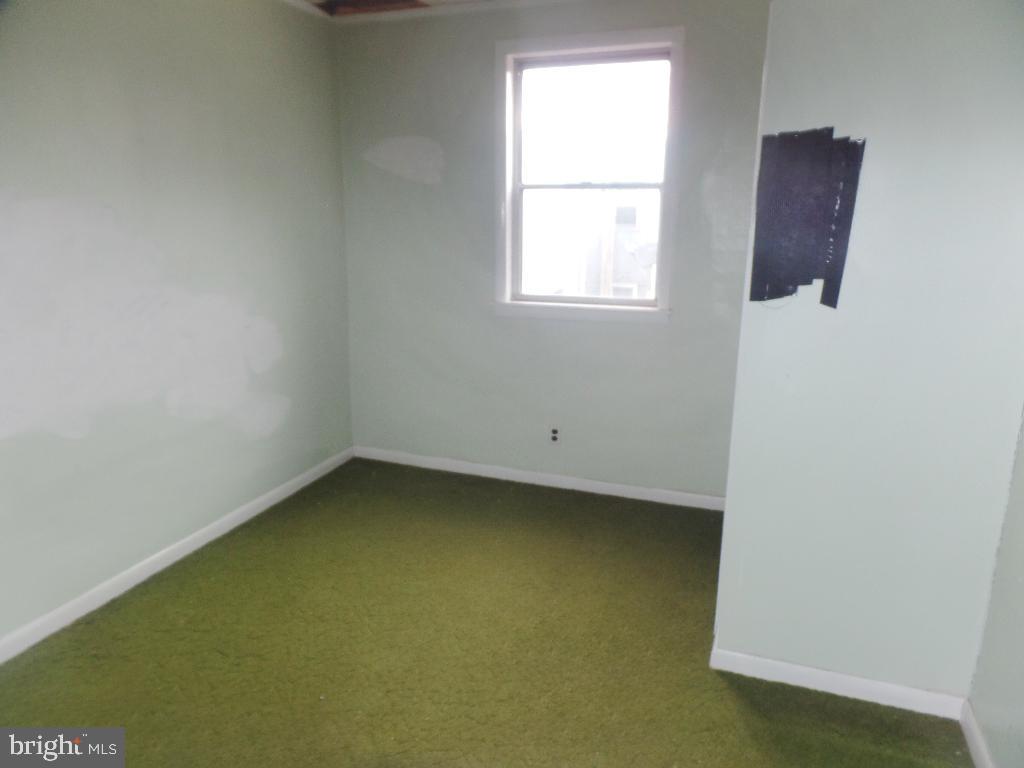3460 Almond St Property Photo 7