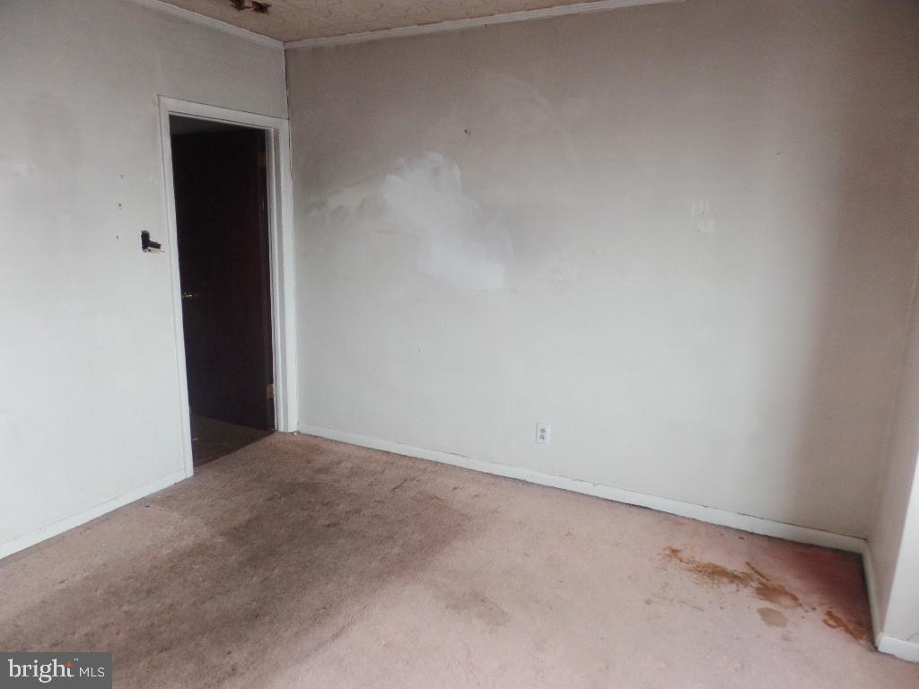 3460 Almond St Property Photo 12