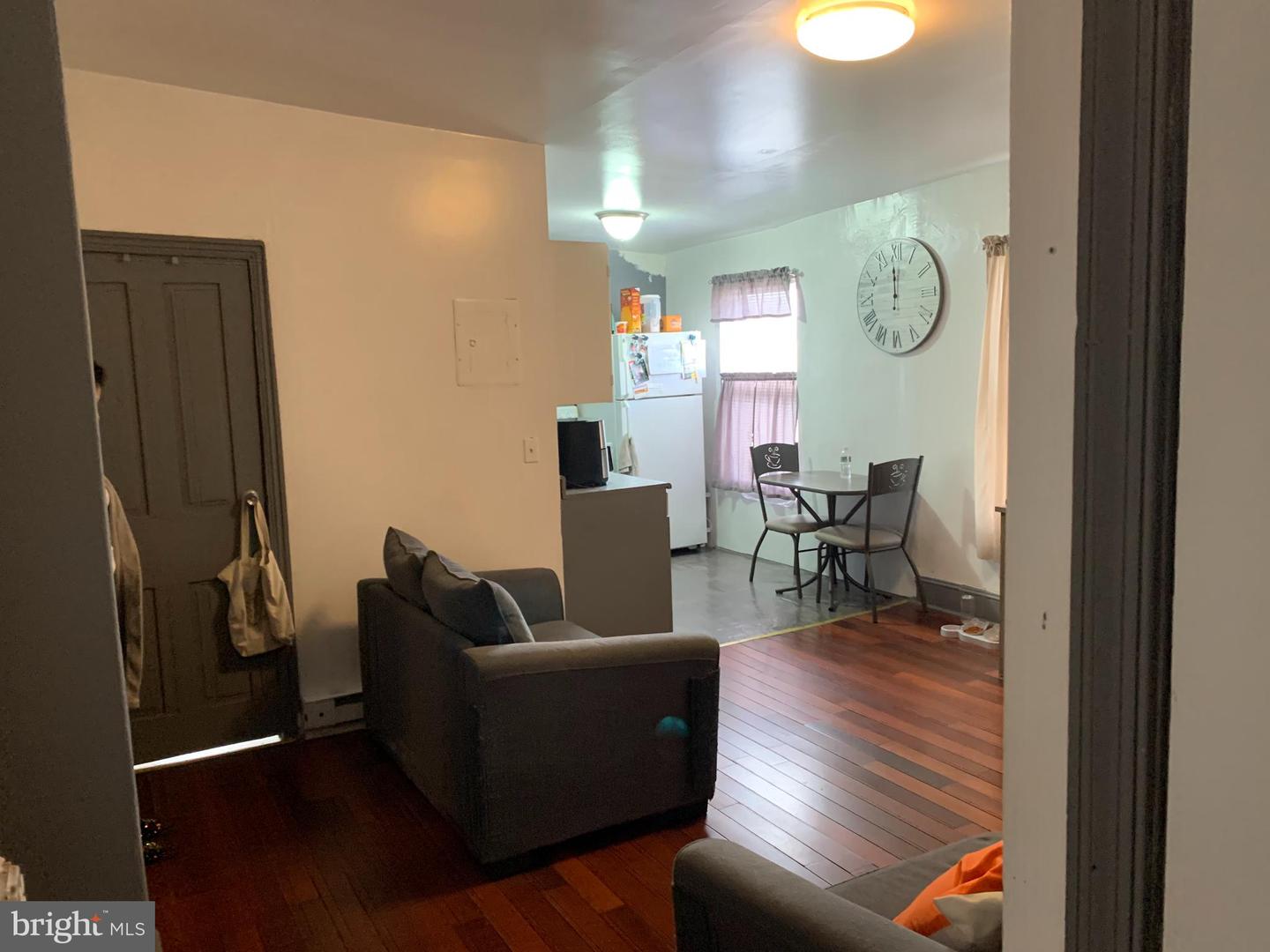 434 W York St Property Photo 12