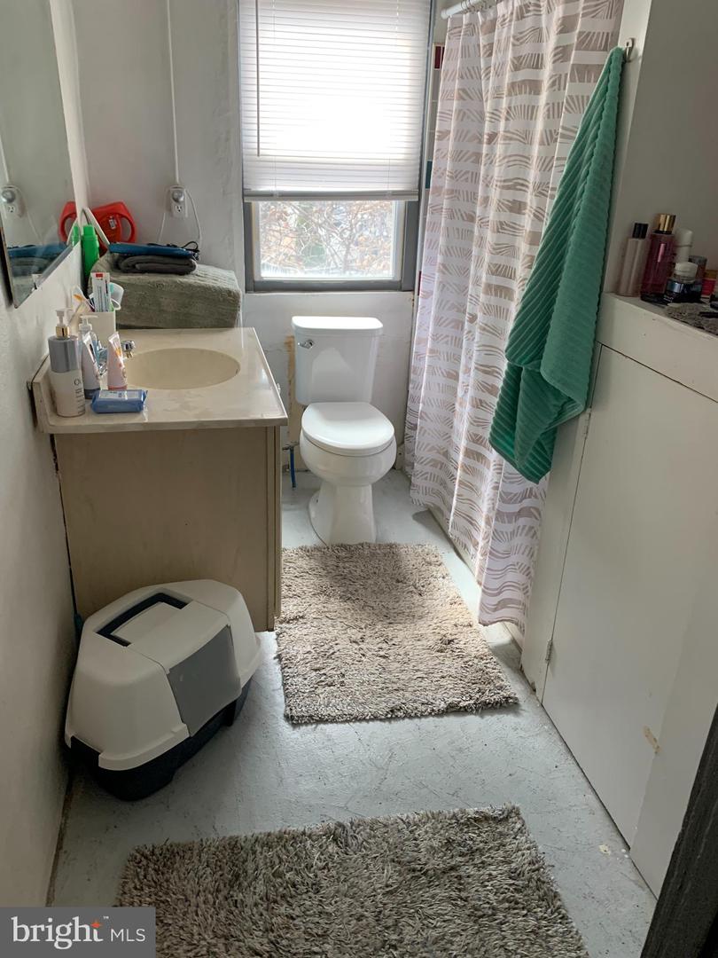 434 W York St Property Photo 15