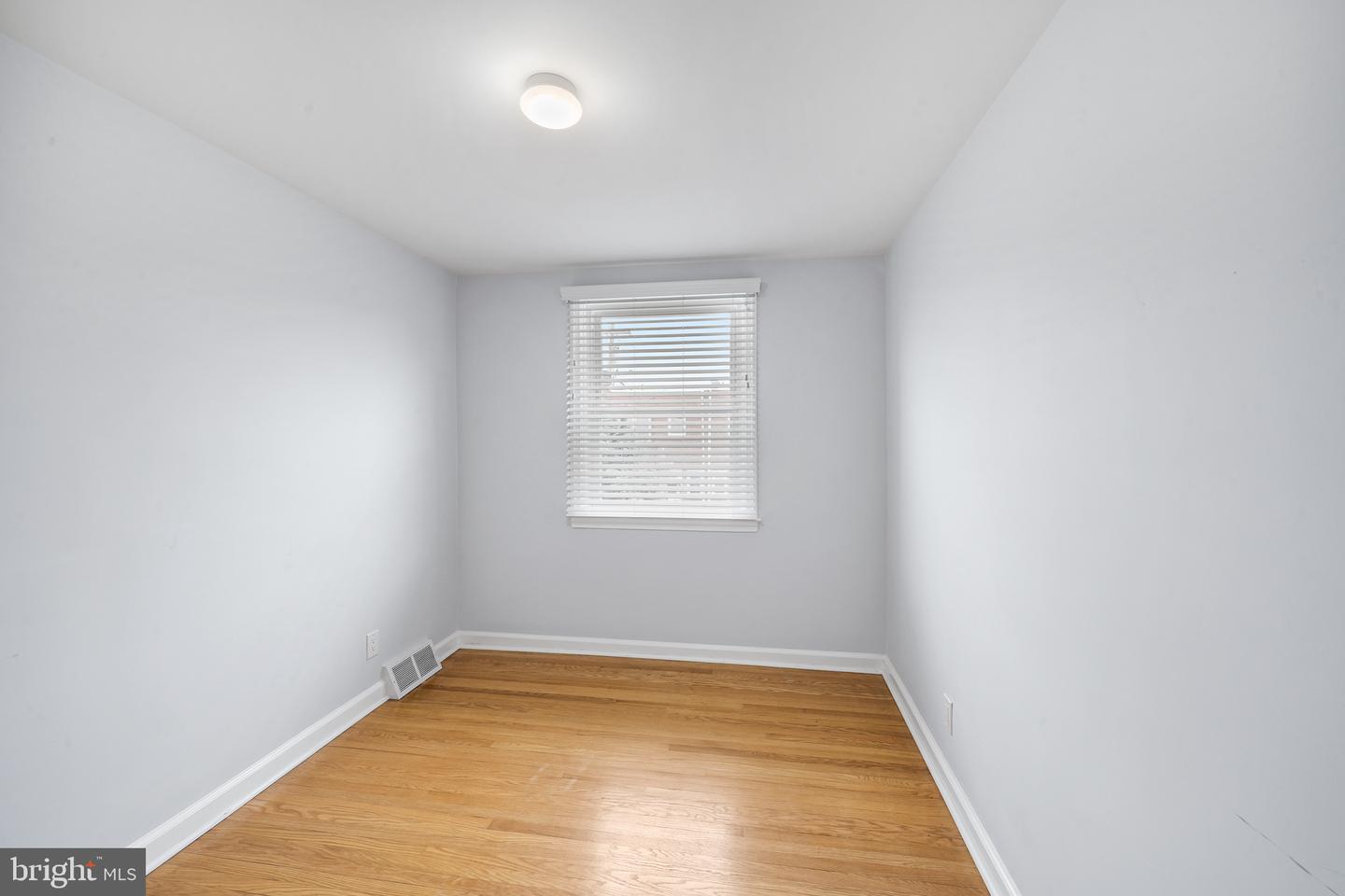 3053 Gaul St Property Photo 18