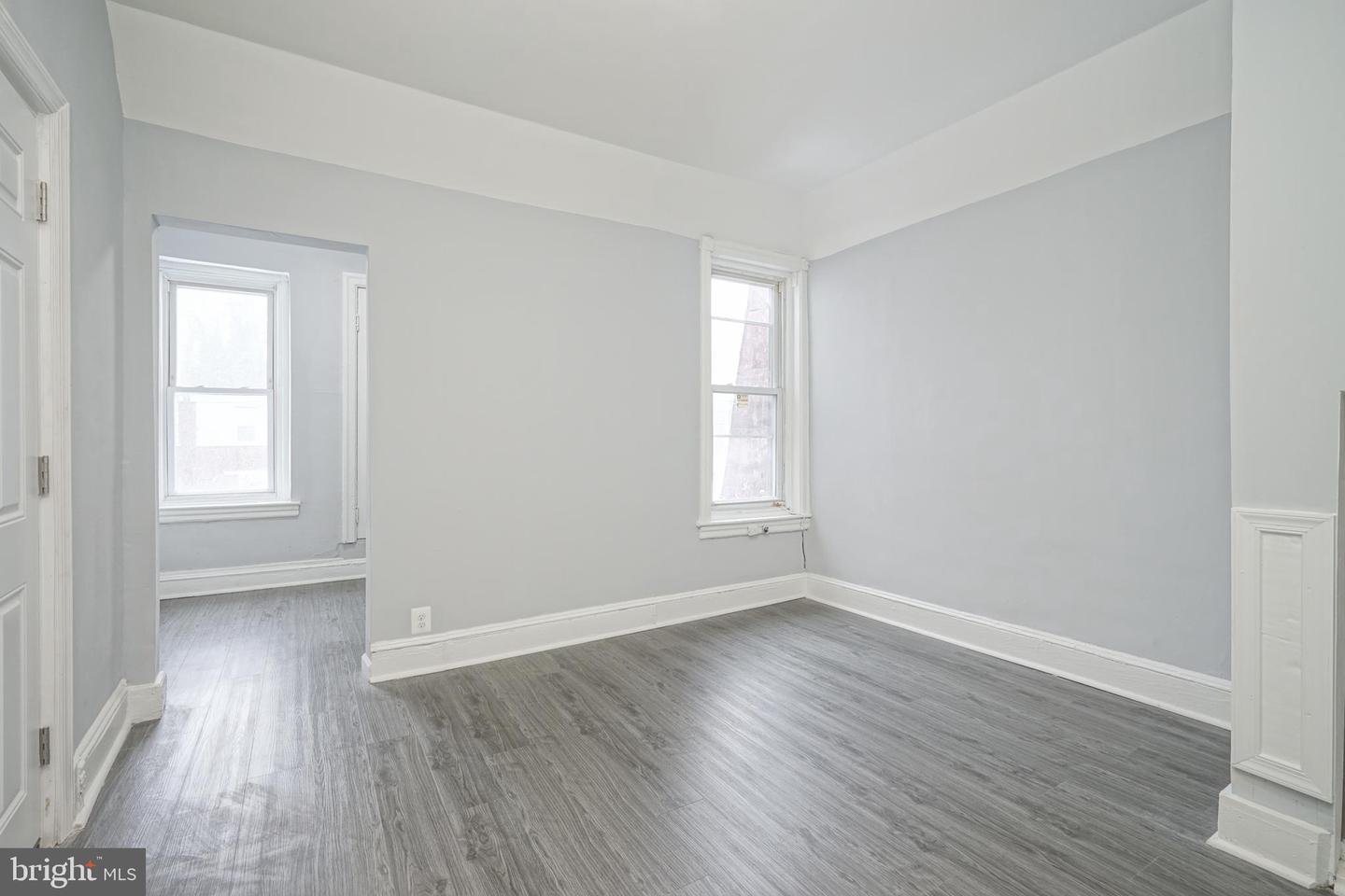 5847 Willows Ave Property Photo 6